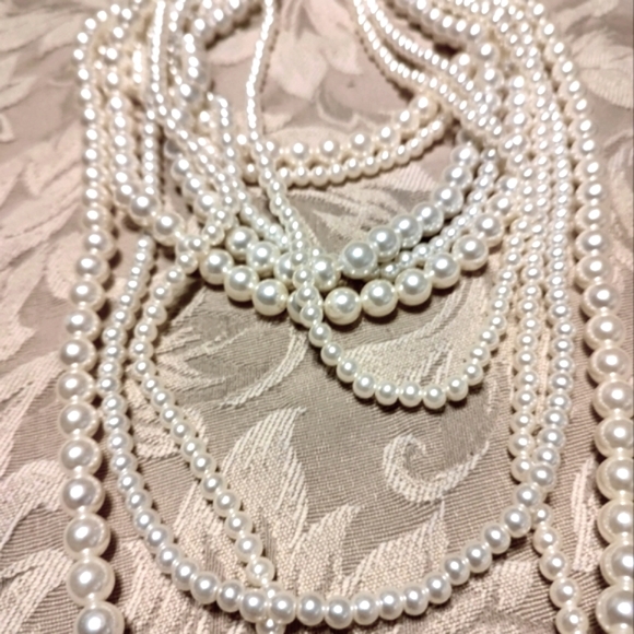 🌹 Exquisite Draping Creamy Ivory Pearl Statement Necklace - Picture 10 of 12